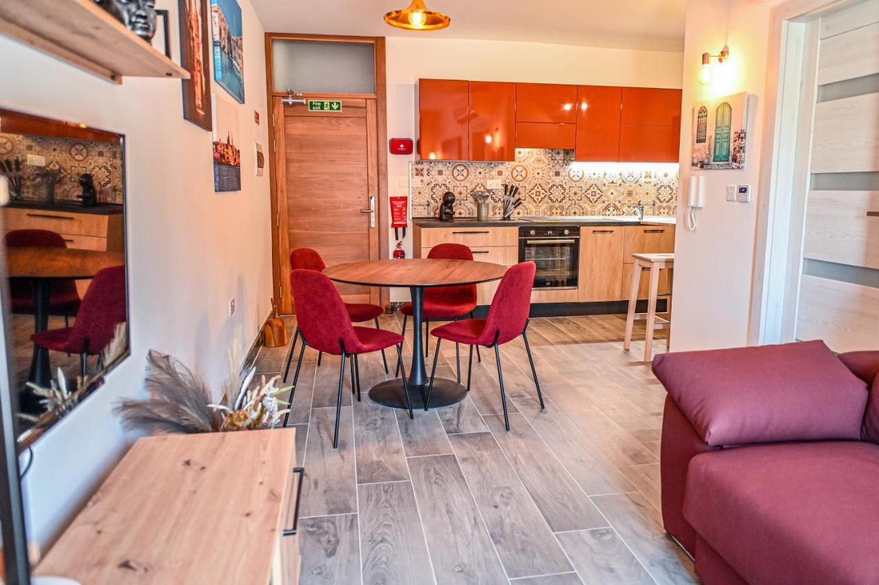Droplet Apartment Kalkara Екстериор снимка
